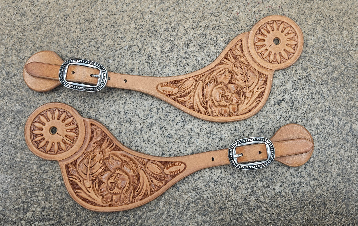 Single layer men's standard spur straps