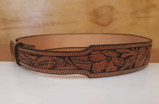 Filigreed floral carved belt