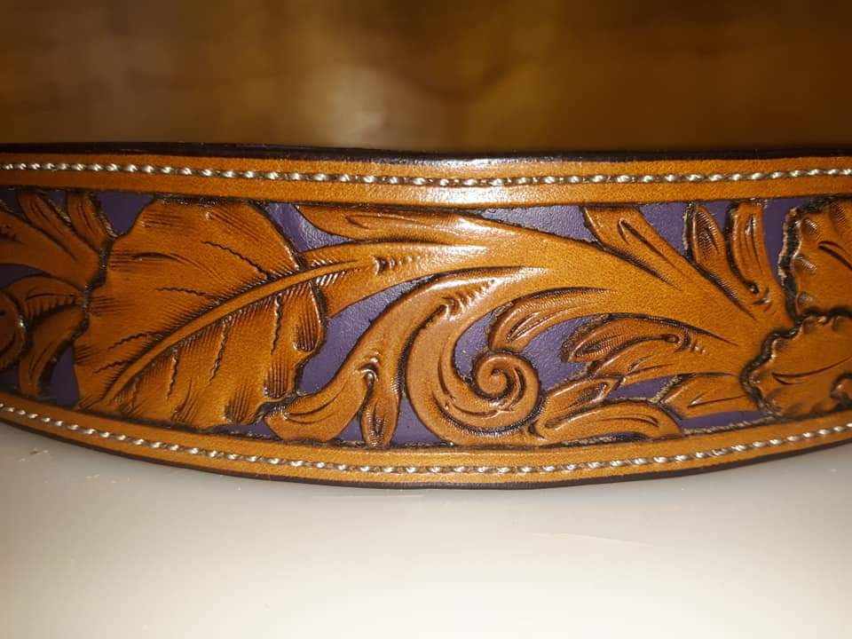 Filigreed floral carved belt