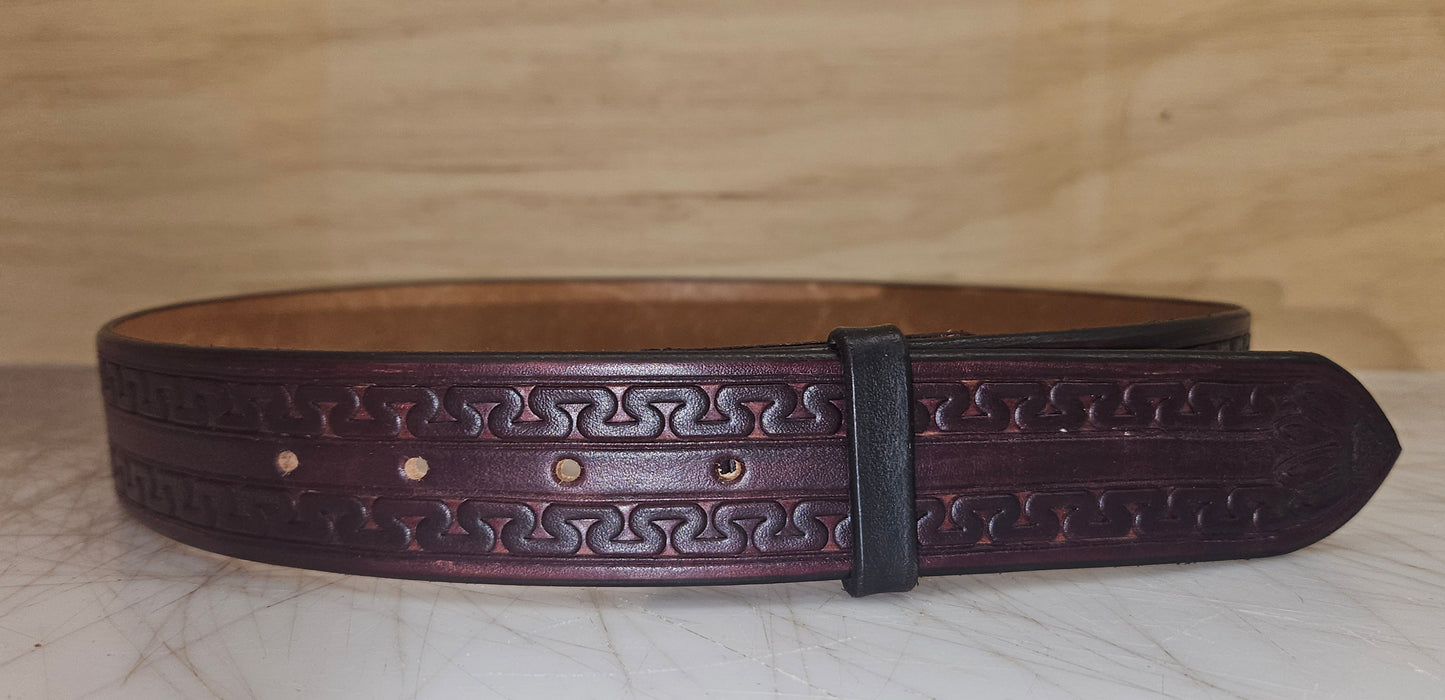 Burgundy carlos border belt