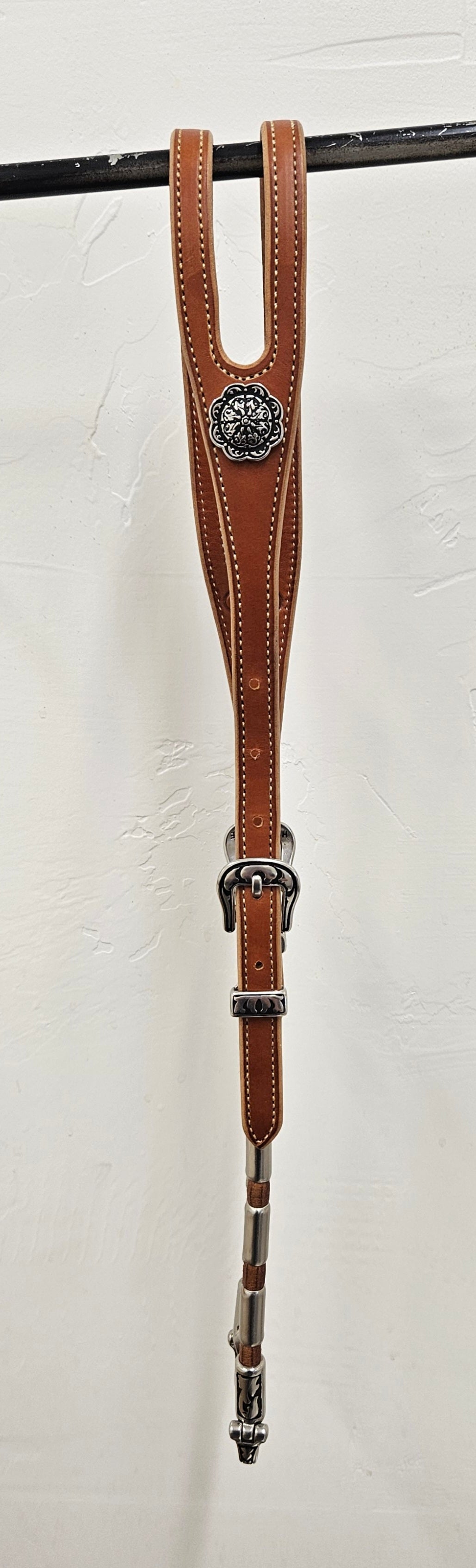 Round cheek straight split ear headstall