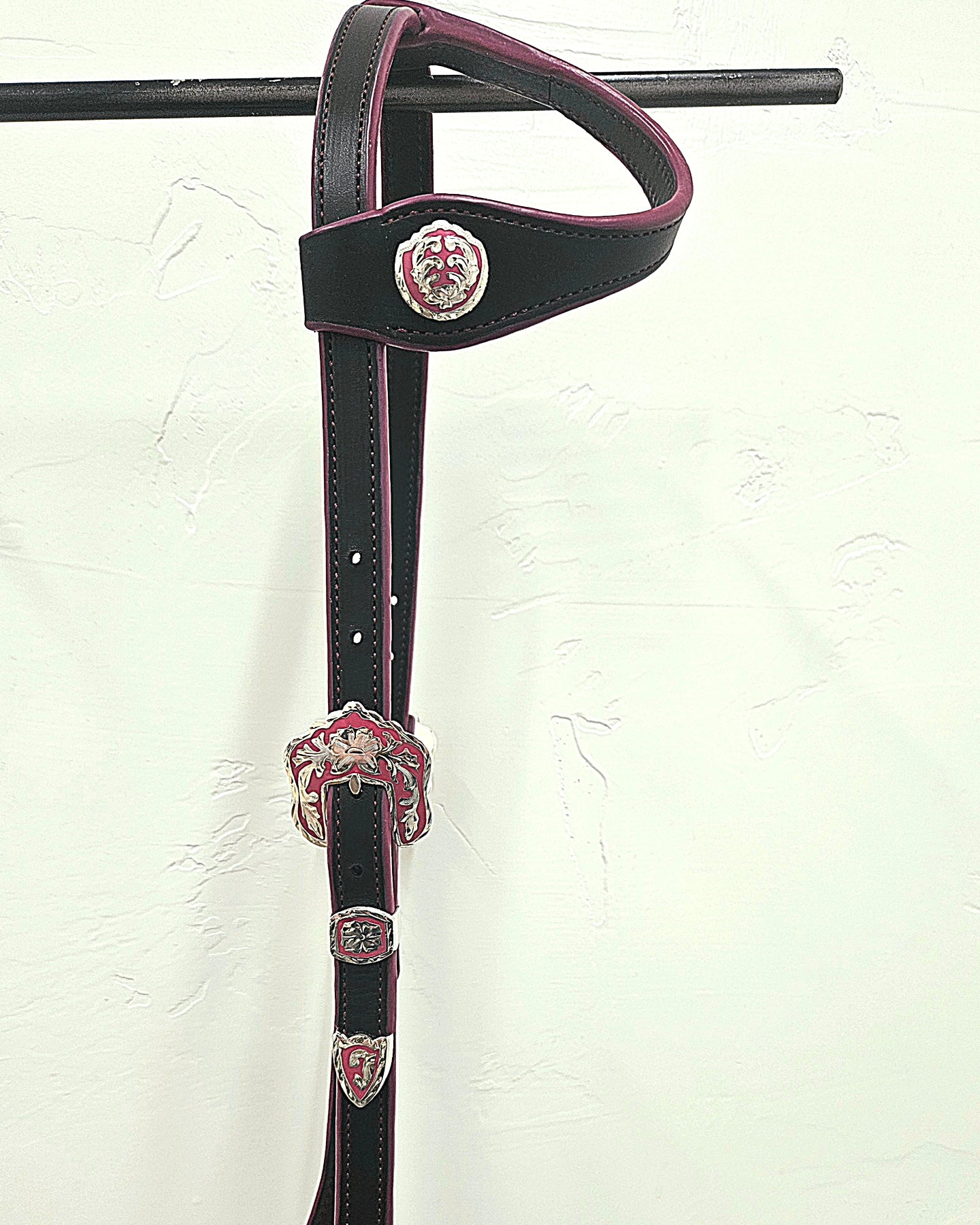 Pink and black sliding ear headstall